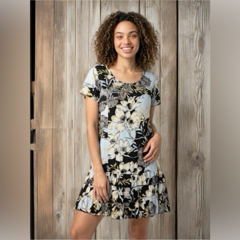 Floral Short Sleeve Ruffle Hem Dress - Black & Light Blue